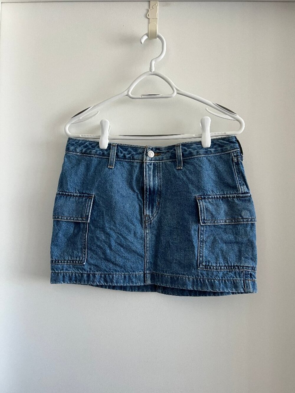 Levi's '94 Denim Cargo Mini Skirt Medium Blue Wash